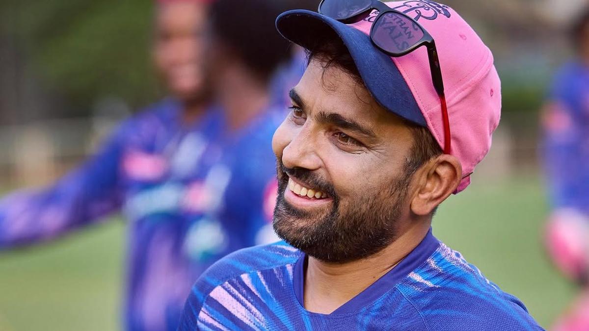 IPL: Rajasthan Royals parts ways with fielding coach Dishant Yagnik